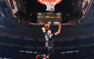 德国队2026年主场战袍惊艳亮相，阿迪达斯终极致敬，灵感源自世界杯夺冠经典