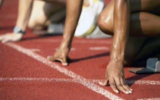 巴萨伤员状态未达巅峰，密集赛程引发体能危机警报